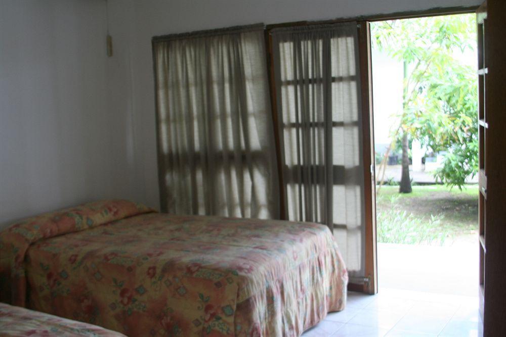 Pure Oasis Resort Negril Bagian luar foto