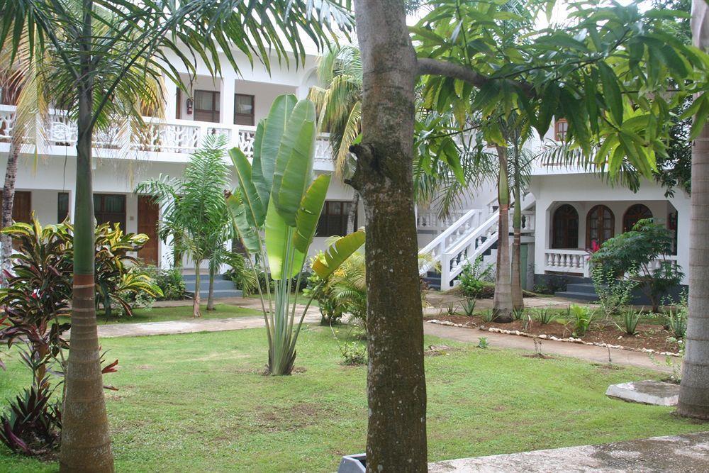 Pure Oasis Resort Negril Bagian luar foto