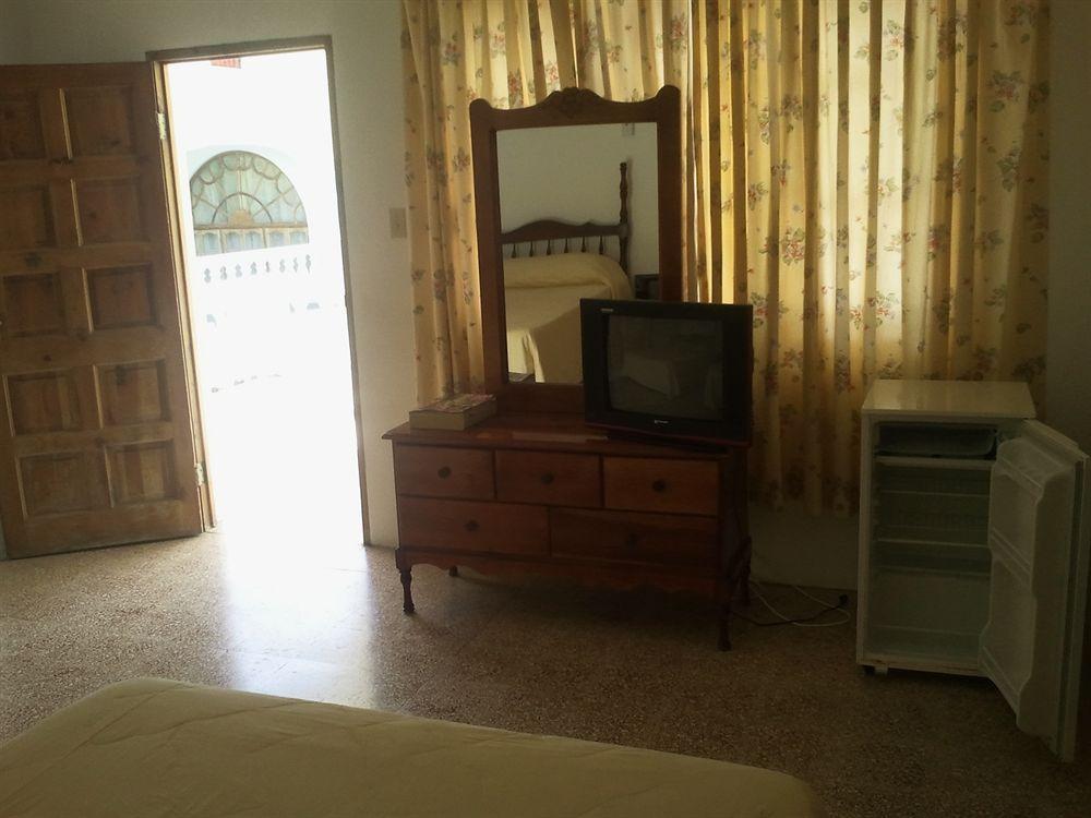 Pure Oasis Resort Negril Bagian luar foto