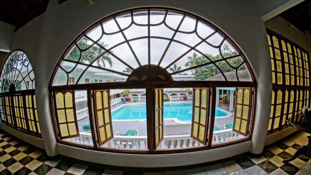 Pure Oasis Resort Negril Bagian luar foto