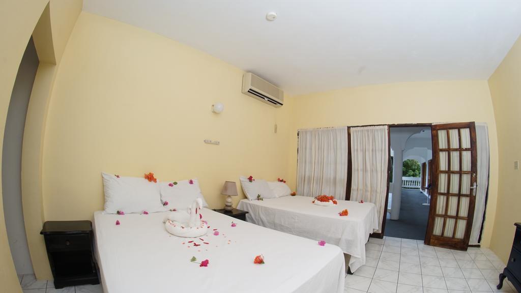 Pure Oasis Resort Negril Bagian luar foto